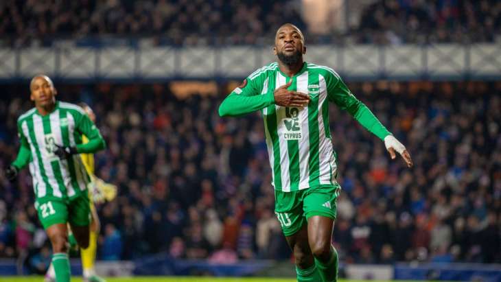 Shavy Babicka rejoint le TFC